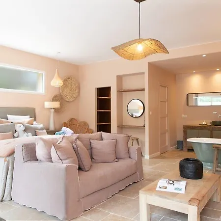 Отель La Bastide D'antoine