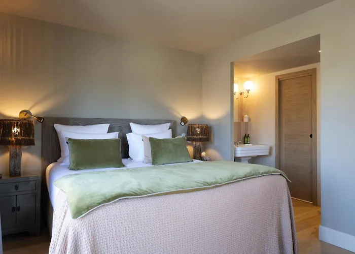 فندق La Bastide D'antoine 4*