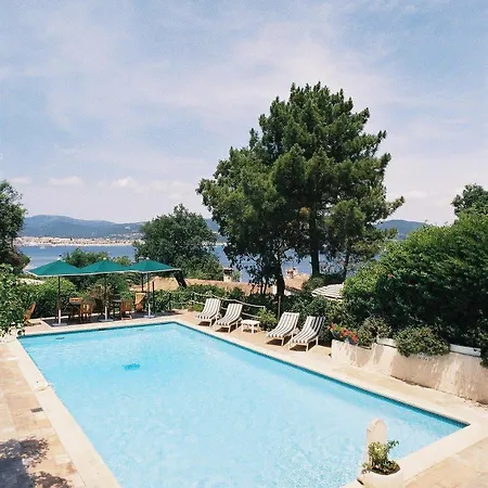 Hotel La Bastide D'antoine 4*